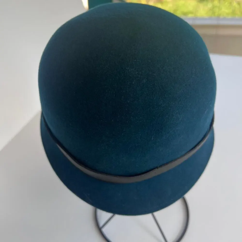 Goorin Bros 100% Wool Cloche Hat Medium Teal Blue Made in USA Leather Band